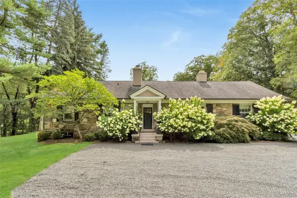 55 Mountain Farm Road, Tuxedo Park, NY 10987