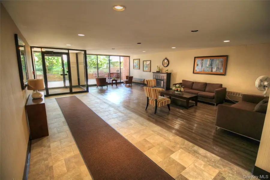 16 Main Street #2-Q, East Rockaway, NY 11518 - Image #3