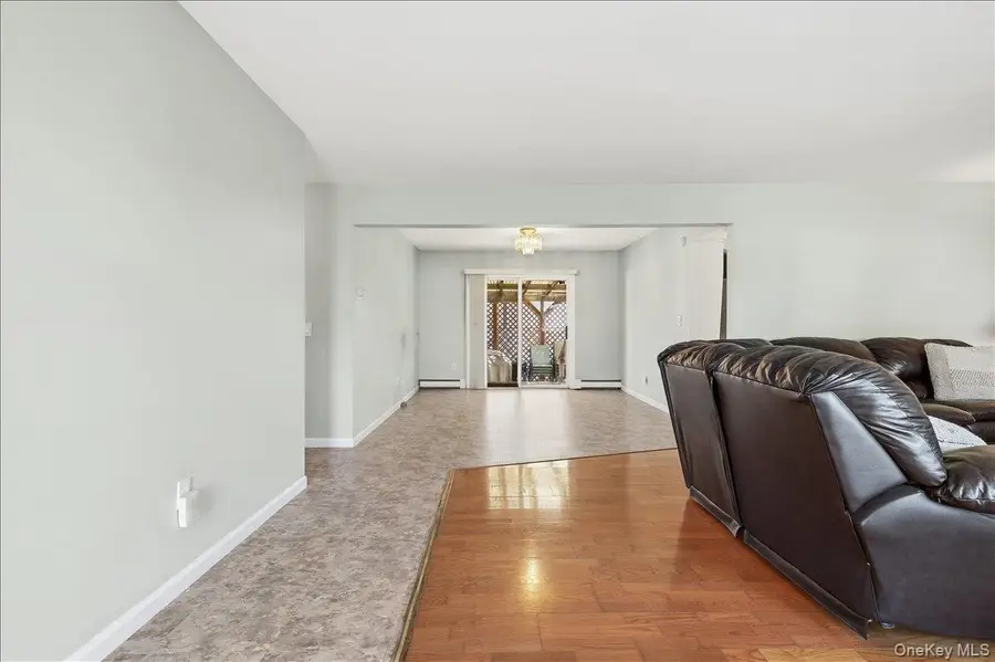 112 King Street, Bay Shore, NY 11706 - #3