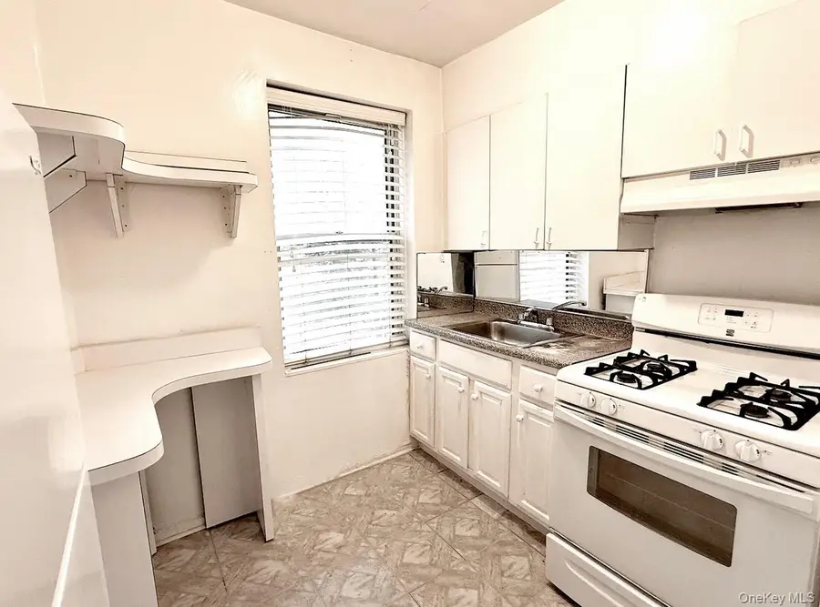 141-42 78 Avenue #1F, Flushing, NY 11367 - Image #2