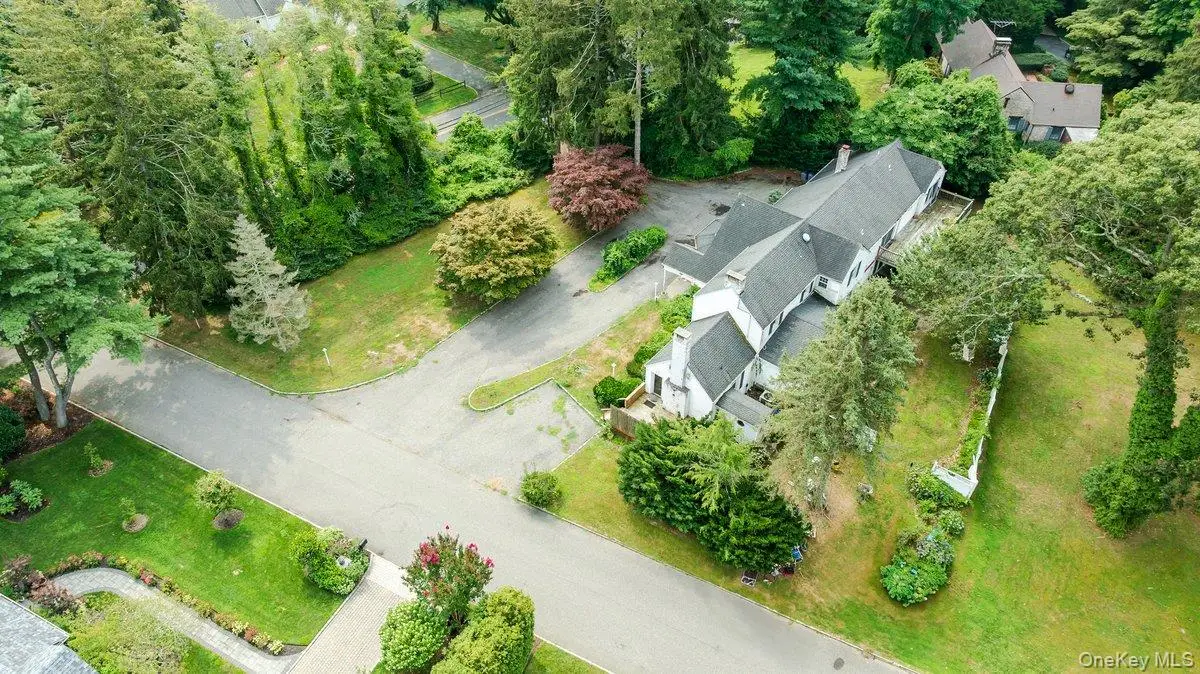 221 Huntington Bay Road, Huntington, NY 11743 - Image #1