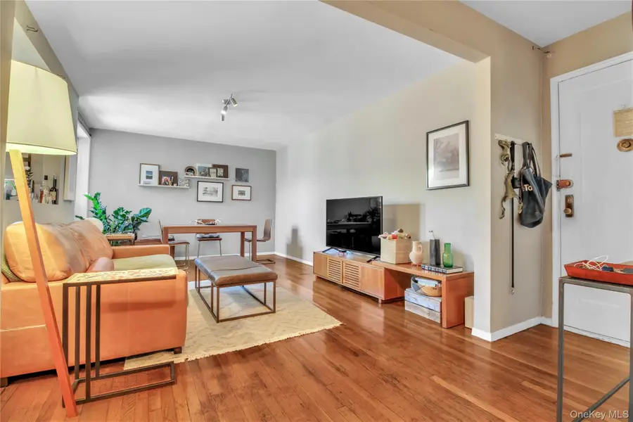 3540 75th Street #5B, Jackson Heights, NY 11372 - Image #2