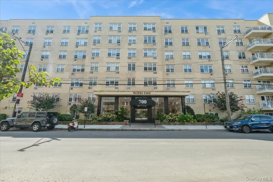 700 Shore Road #2E, Long Beach, NY 11561 - Image #2