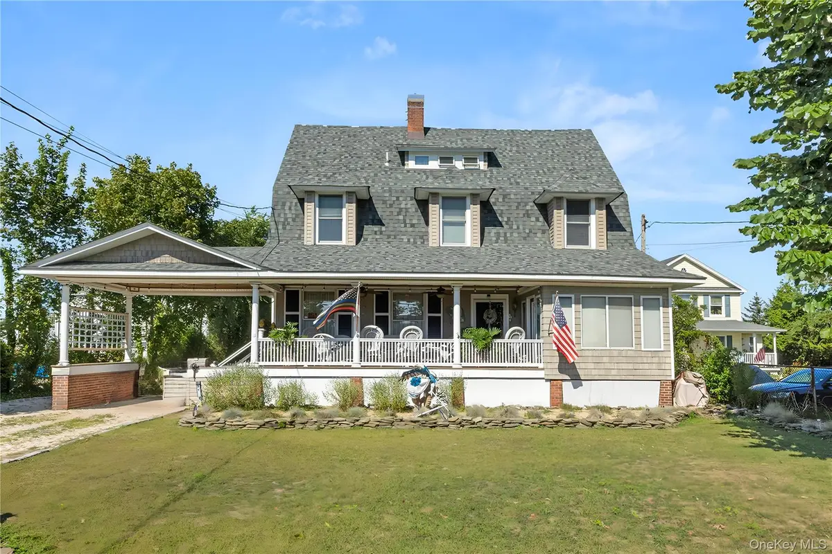91 Ocean Avenue, Bay Shore, NY 11706 - Image #1