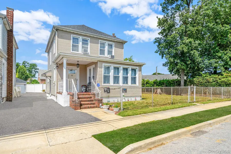 58 N Montague Street, Valley Stream, NY 11580 - Image #3