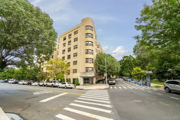 190 E Mosholu Parkway S #3C, Bronx, NY 10458
