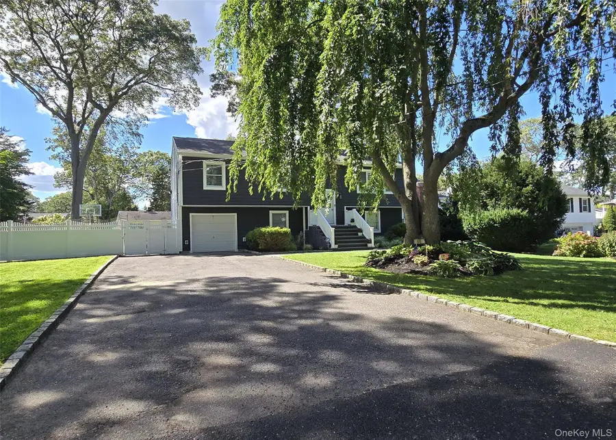 46 Midland Boulevard, Ronkonkoma, NY 11779 - Image #3