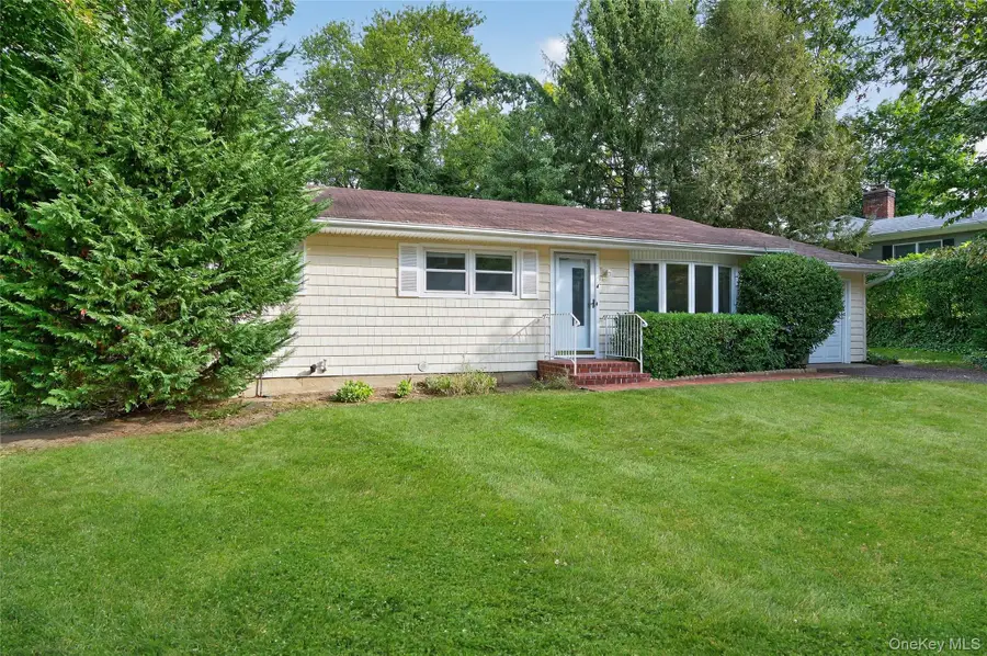 4 King Street, Glenwood Landing, NY 11547 - Image #3