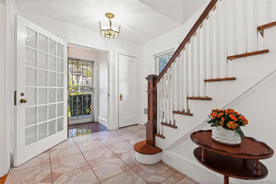 77 Hillside Avenue, New Rochelle, NY 10801 - Image #3