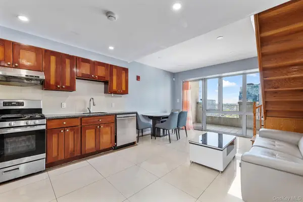 37-20 Prince Street #PHA, Flushing, NY 11354