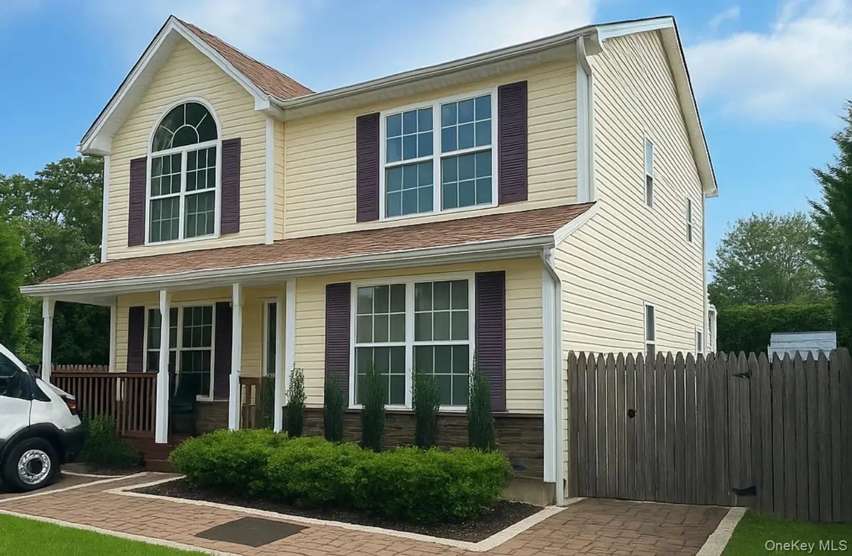 5 Evans Place, Bay Shore, NY 11706 - Image #1