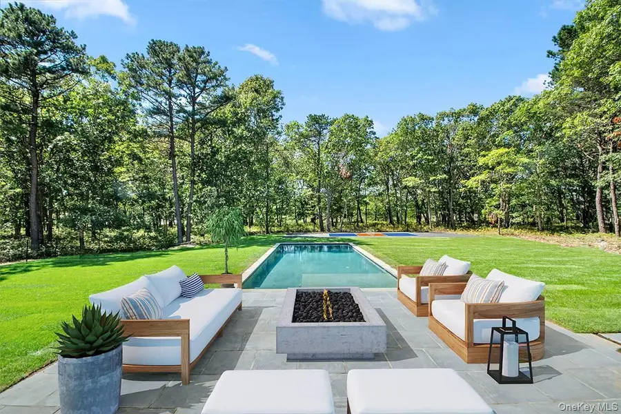 95 N Summit Boulevard, Westhampton, NY 11977 - #2