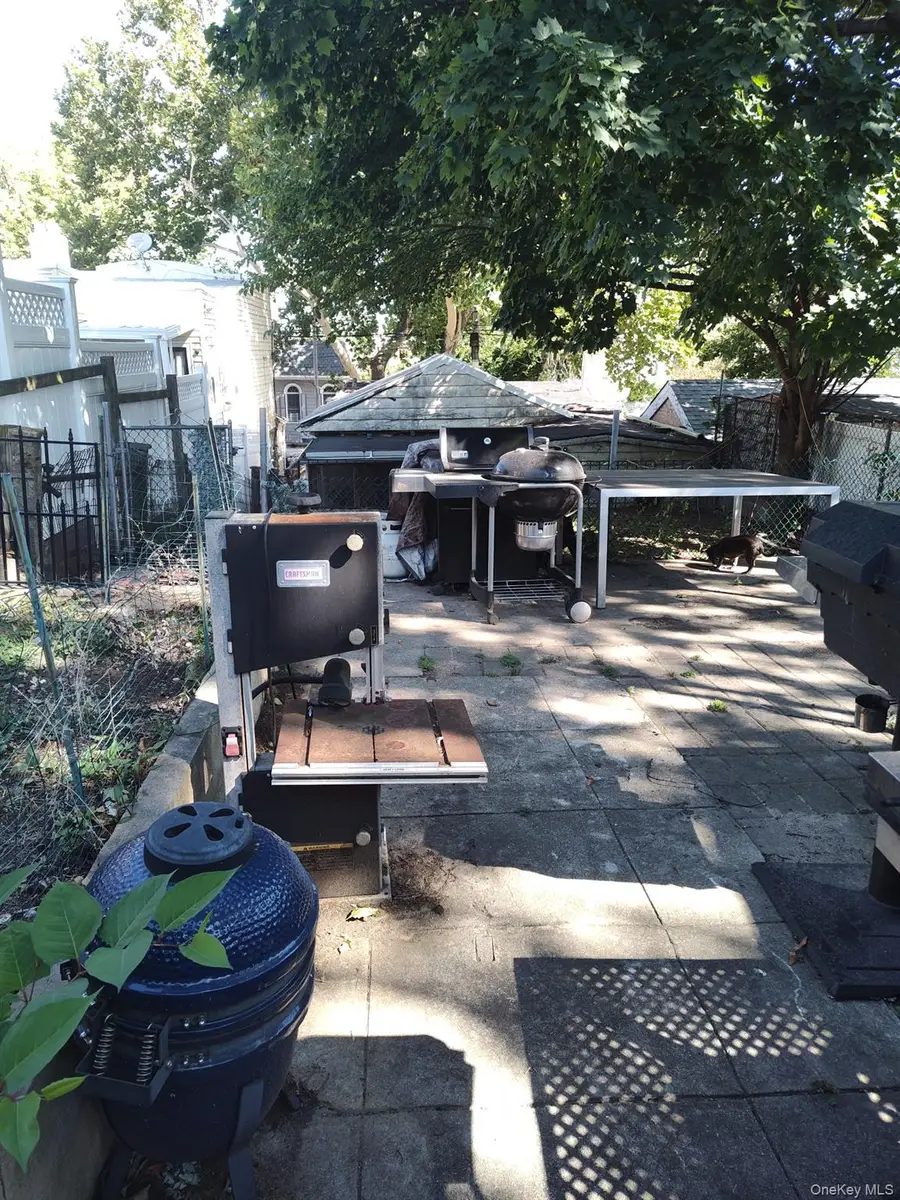 Address Withheld By Seller, Maspeth, NY 11378 - Image #3