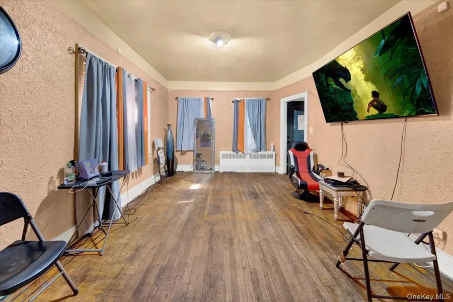 4122 Wickham Avenue, Bronx, NY 10466 - Image #3