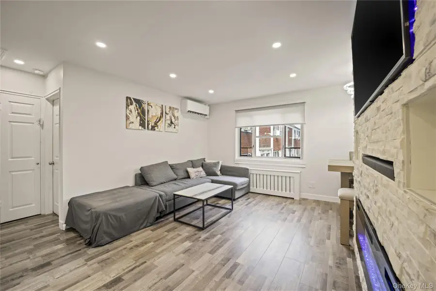 223-11 Manor Road #Upper, Queens Village, NY 11427 - Image #3