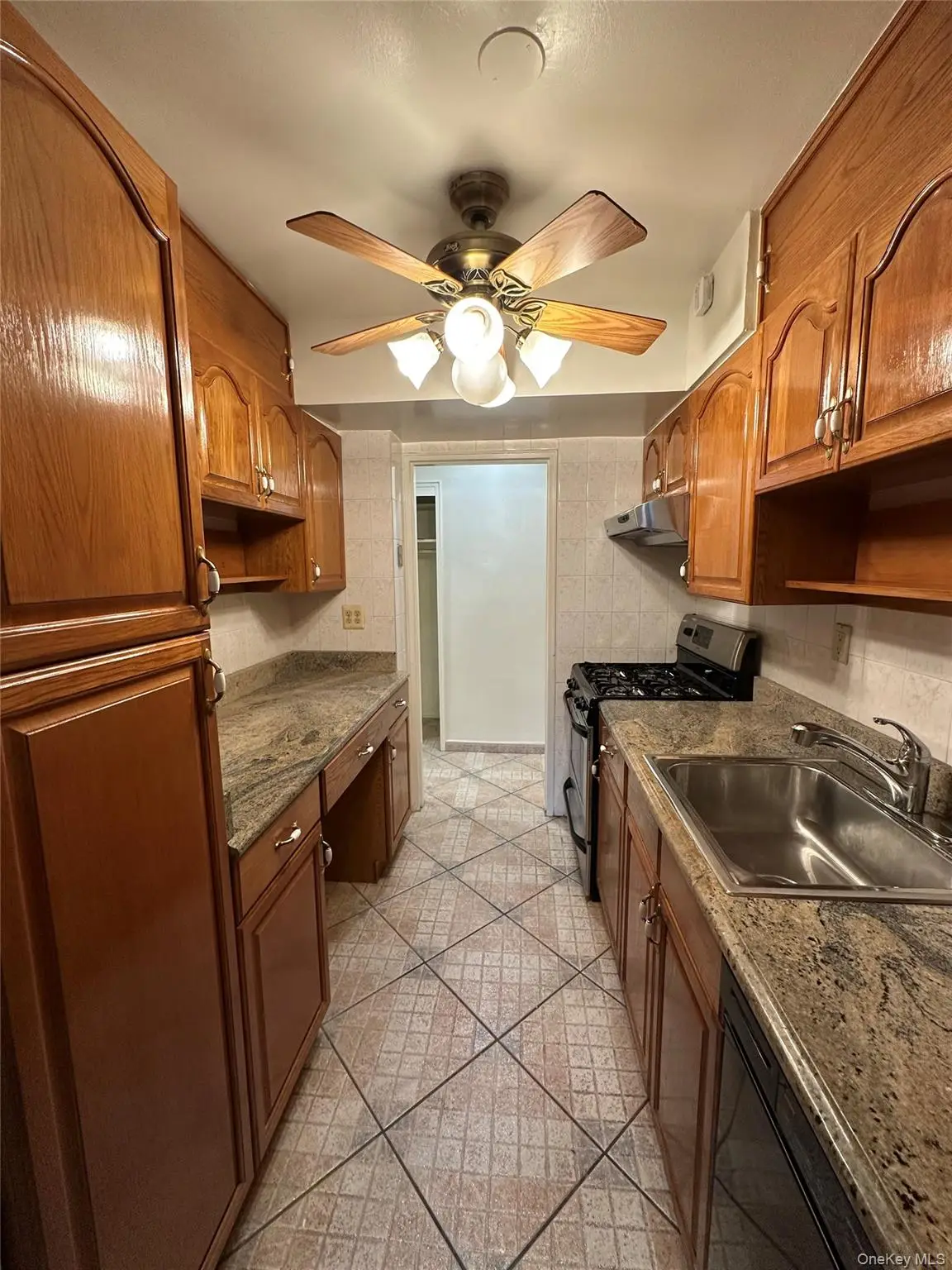 153-25 88th Street #4B, Howard Beach, NY 11414 - Image #1