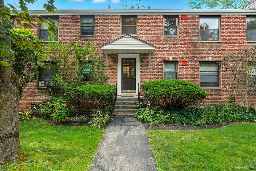 7 Rockledge Road #2B, Hartsdale, NY 10530 - Image #2