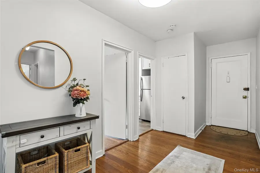 7 Rockledge Road #2B, Hartsdale, NY 10530 - Image #3