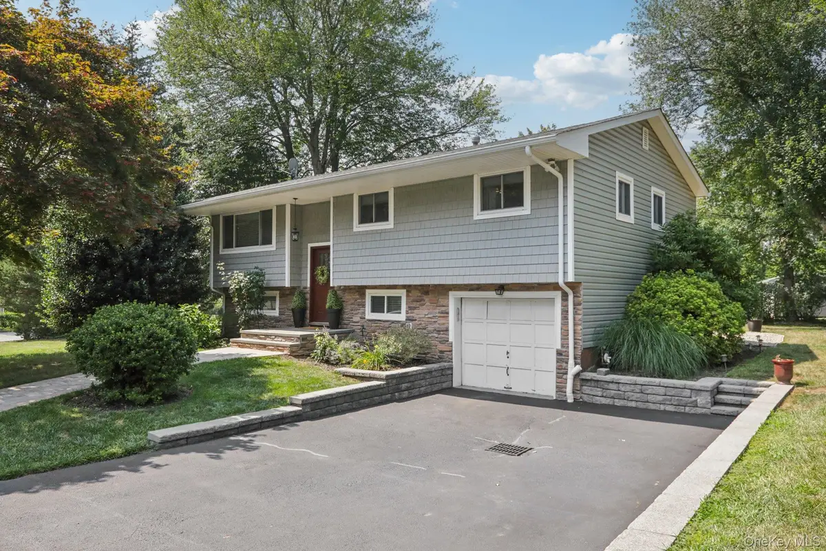 961 Tilton Road, Valley Cottage, NY 10989 - Image #1