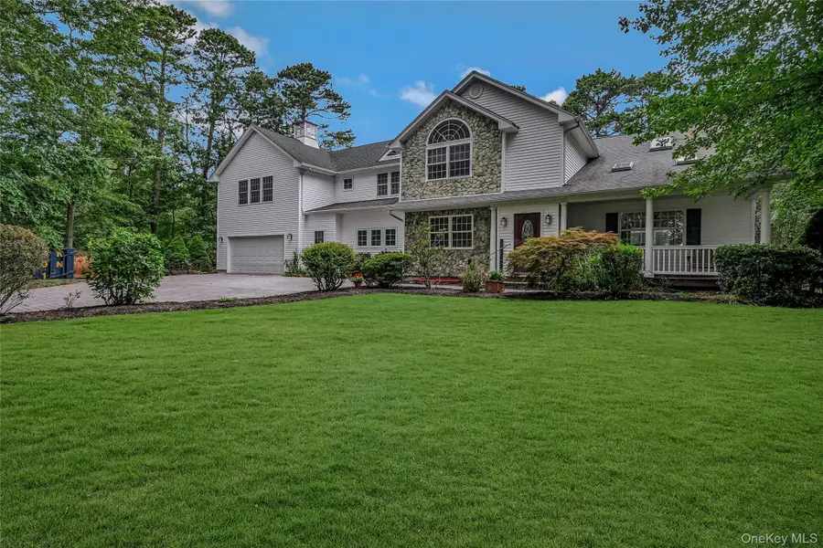 144 South Path, Calverton, NY 11933 - Image #3