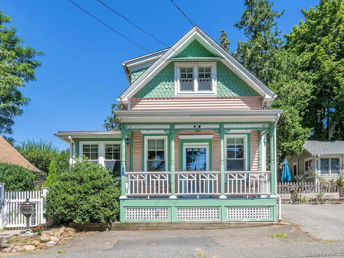 182 14th Avenue, Sea Cliff, NY 11579 - Image #1