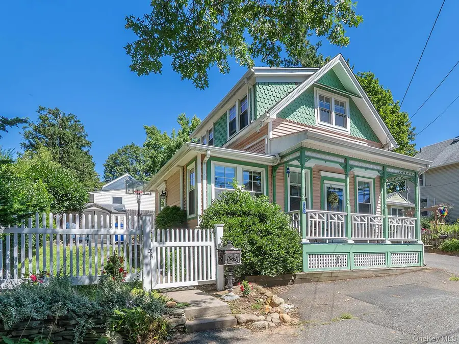 182 14th Avenue, Sea Cliff, NY 11579 - Image #3