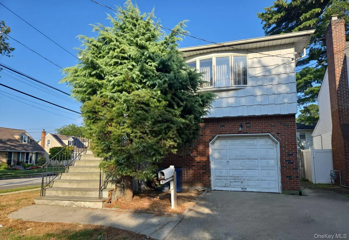 209 N Grove Street, Valley Stream, NY 11580 - Image #1