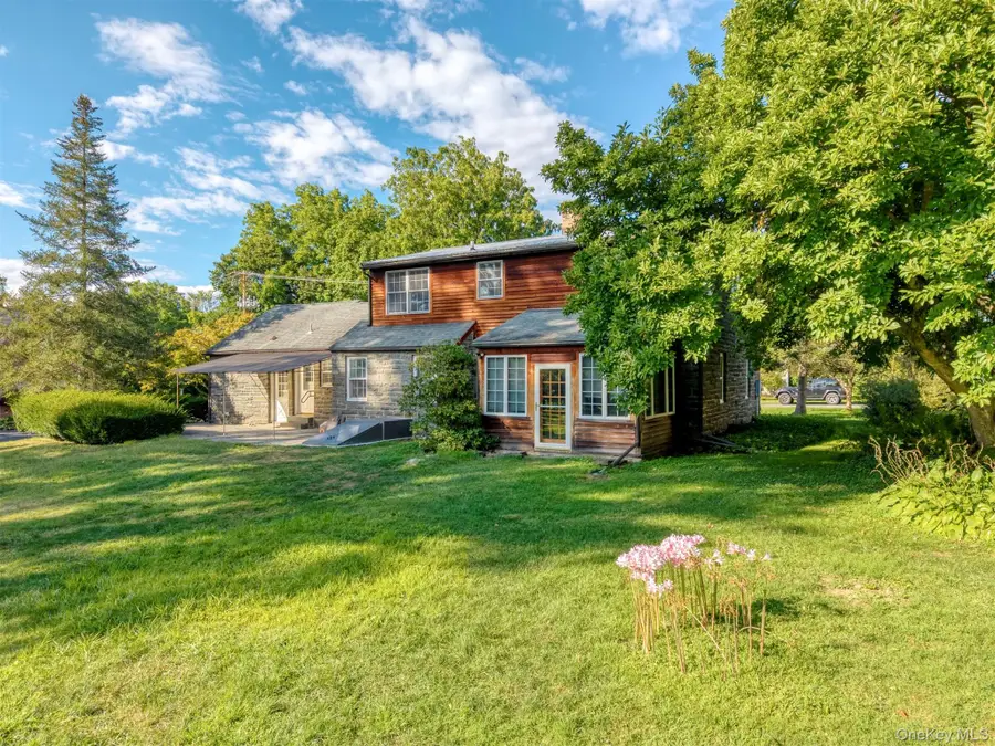 12 Zandhoek Road, Hurley, NY 12443 - Image #2