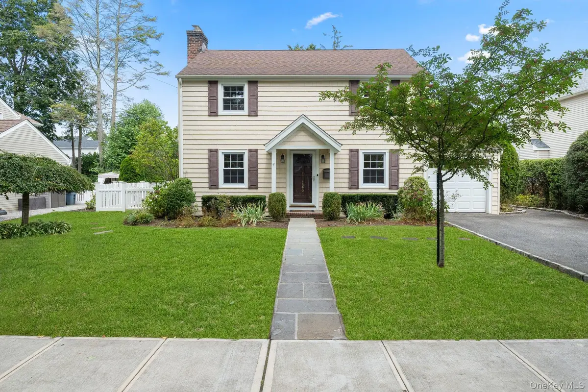 128 Charles Street, East Williston, NY 11596 - Image #1