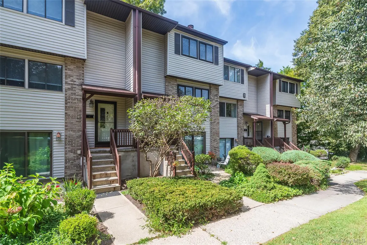 258 Village Court, Kingston, NY 12401 - Image #1