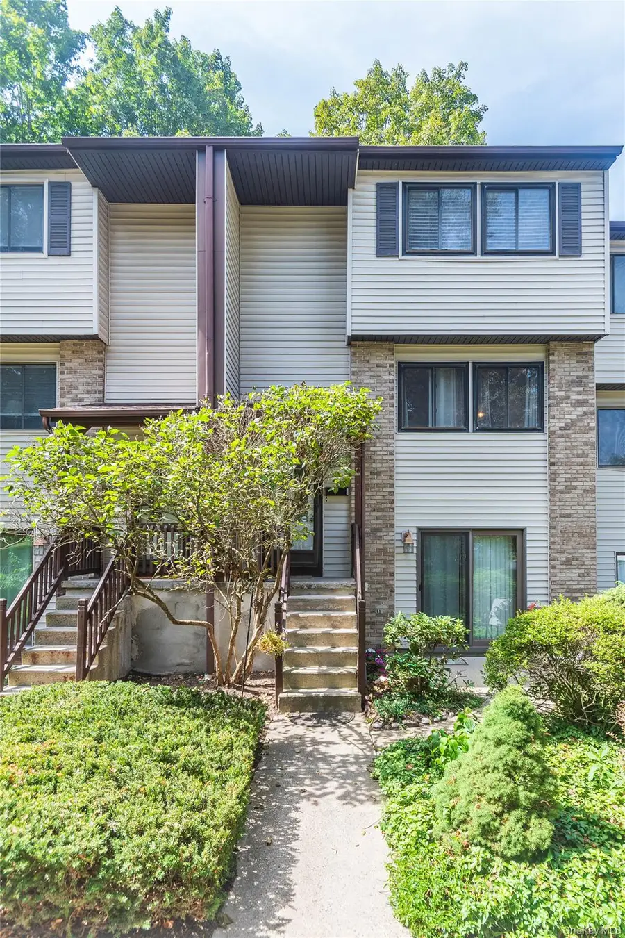 258 Village Court, Kingston, NY 12401 - Image #2