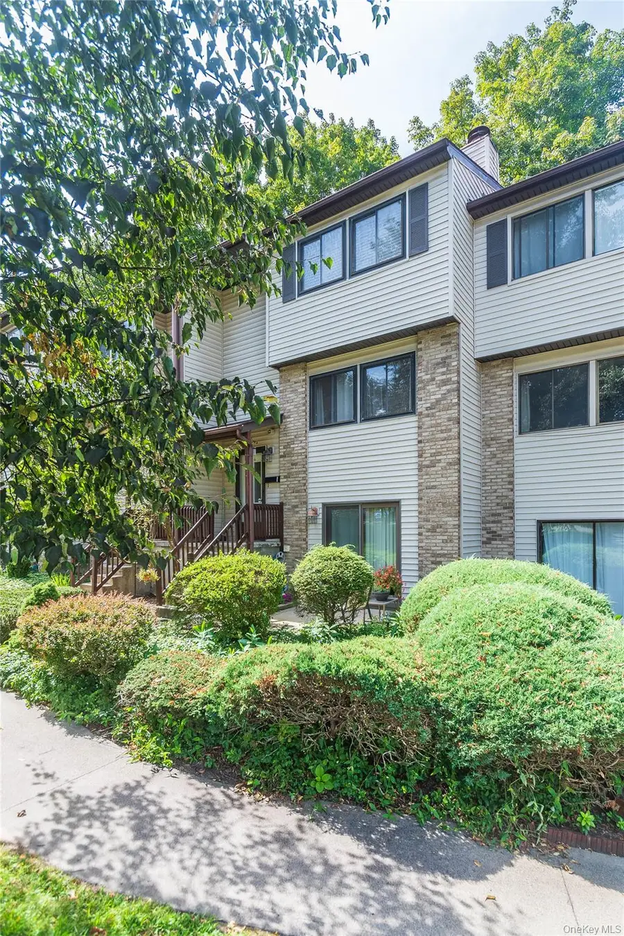 258 Village Court, Kingston, NY 12401 - Image #3