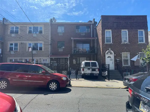 848 E 214th Street, Bronx, NY 10467