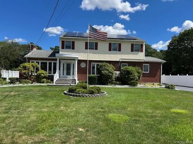 1645 Lincoln Avenue, Bohemia, NY 11716 - Image #1