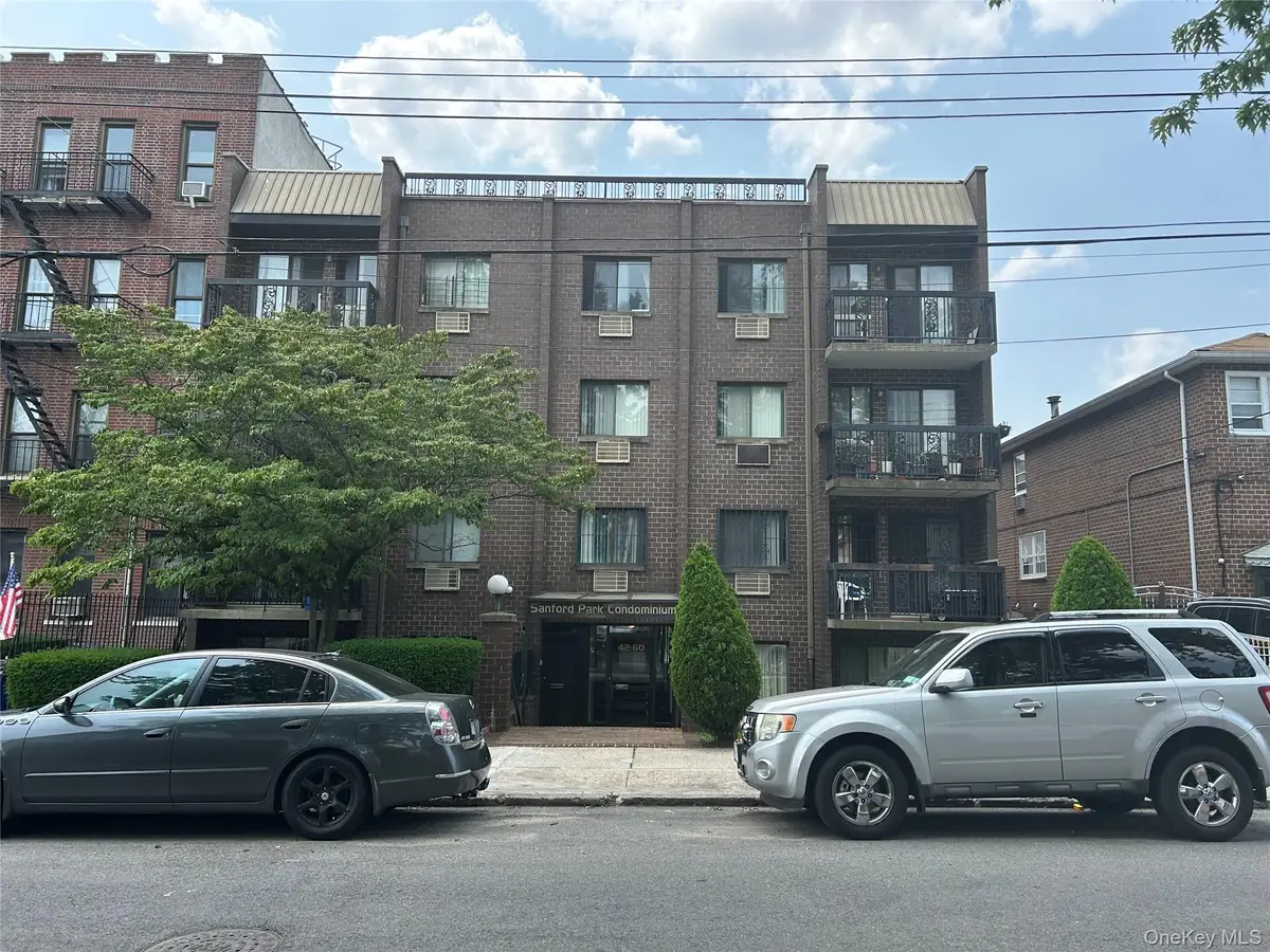 42-60 157 Street #3D, Flushing, NY 11355 - Image #1