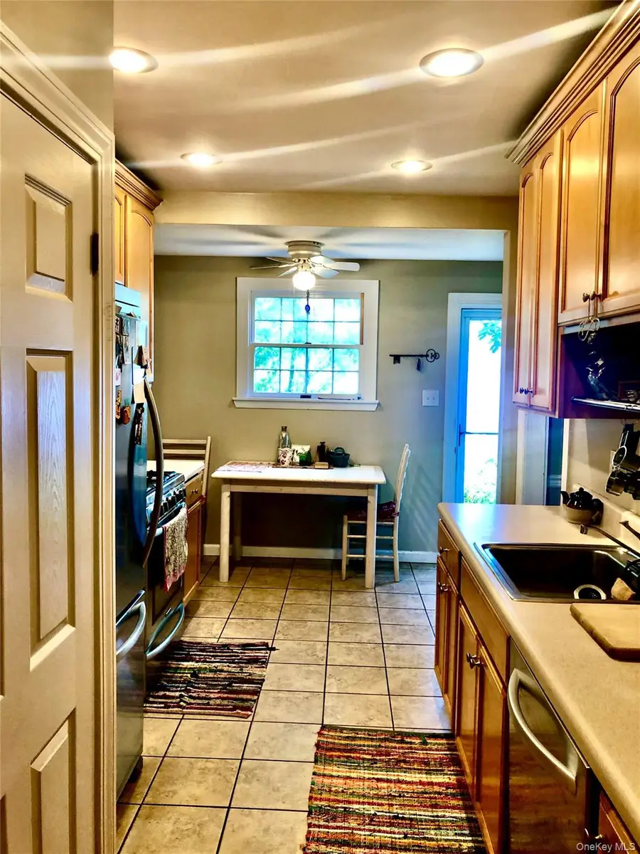 43 Treno Street, New Rochelle, NY 10801 - Image #2