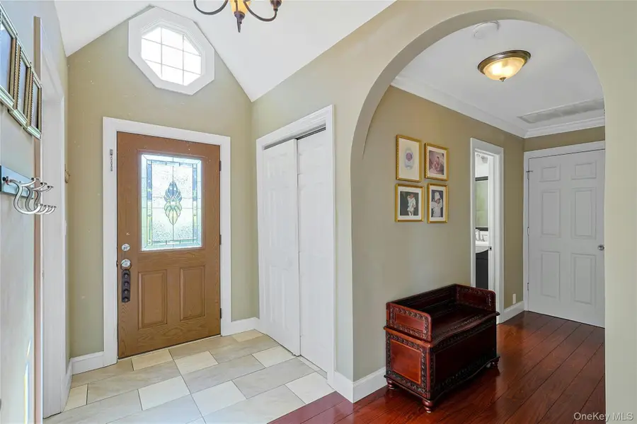 1795 Morningview Drive, Yorktown Heights, NY 10598 - Image #2