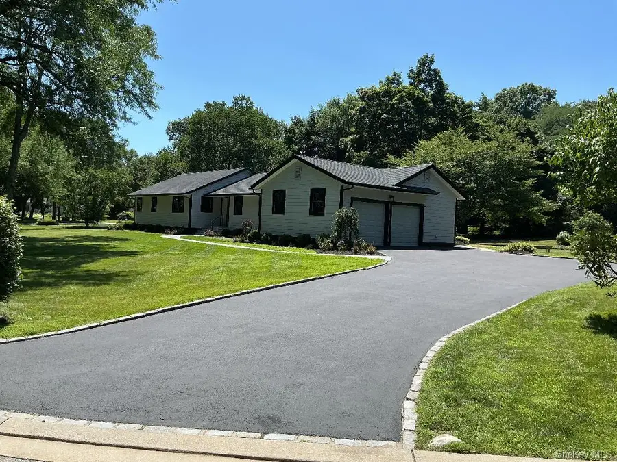 19 Michaels Lane, Old Brookville, NY 11545 - #2