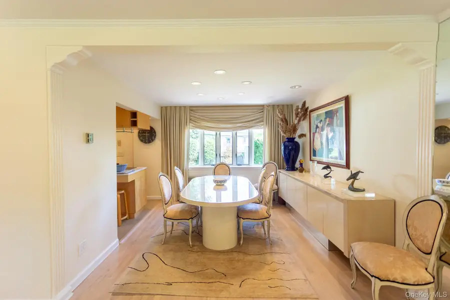 80-37 230th Street, Bellerose Manor, NY 11427 - Image #3