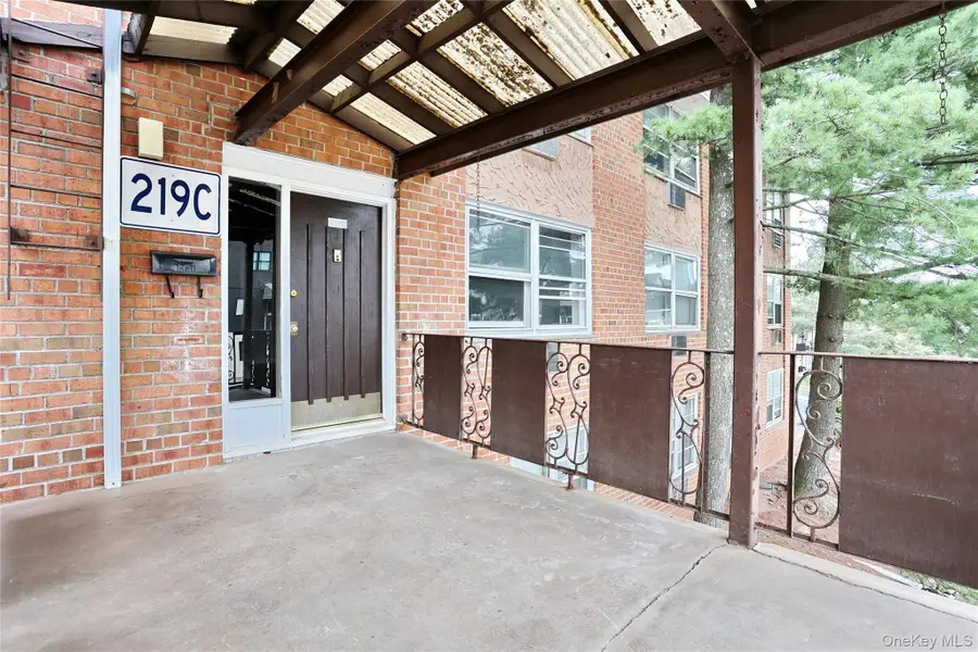 219 Kearsing Parkway #C, Monsey, NY 10952 - Image #2