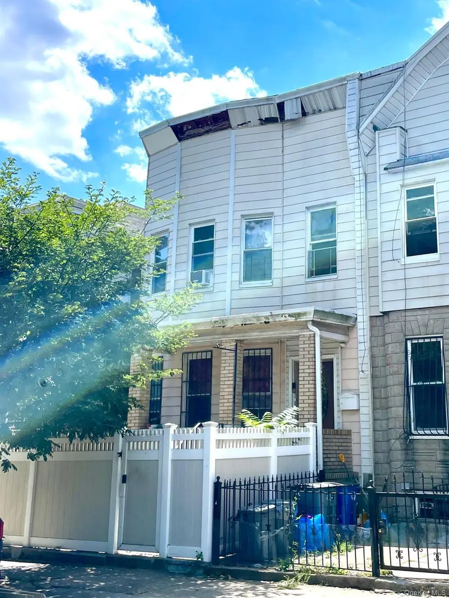 558 E 34th Street, Brooklyn, NY 11203 - Image #2