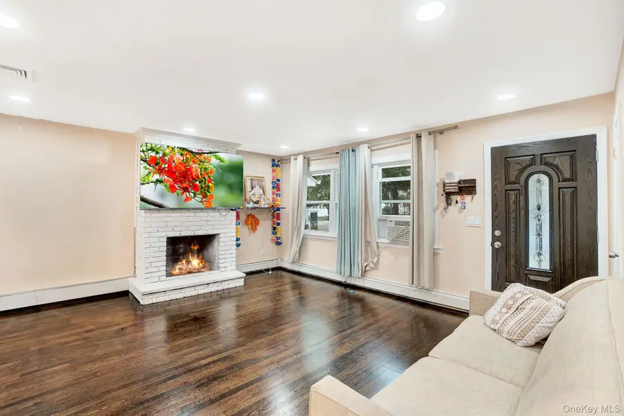 57 1st Street, Hicksville, NY 11801 - Image #2