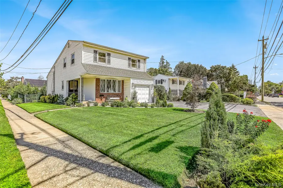 241 Hendrickson Avenue, Lynbrook, NY 11563 - Image #3