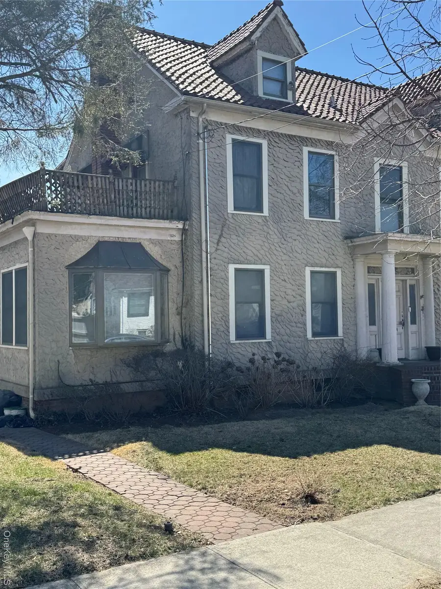 19404 110th Road, Saint Albans, NY 11412 - Image #3