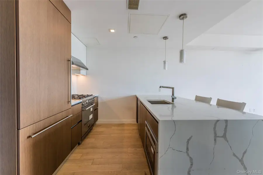 33-66 Farrington St #11 G, Flushing, NY 11354 - Image #3