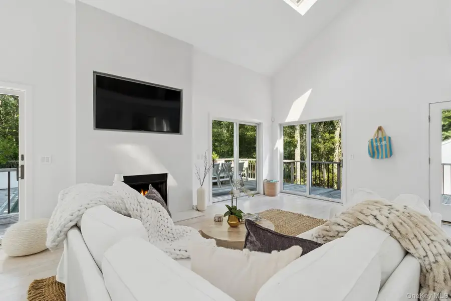 28 Ridge Road, Wainscott, NY 11975 - Image #2