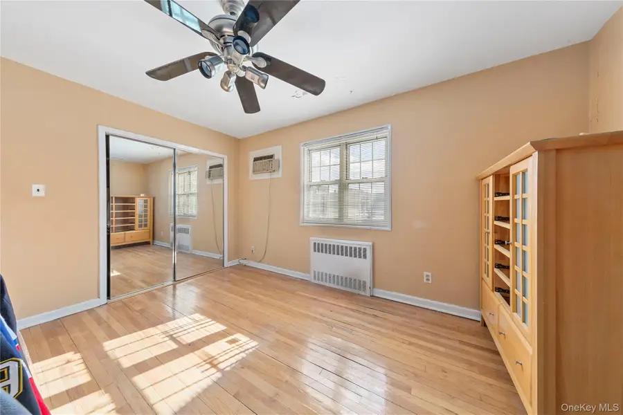 69-21 215th Street #A, Oakland Gardens, NY 11364 - Image #2
