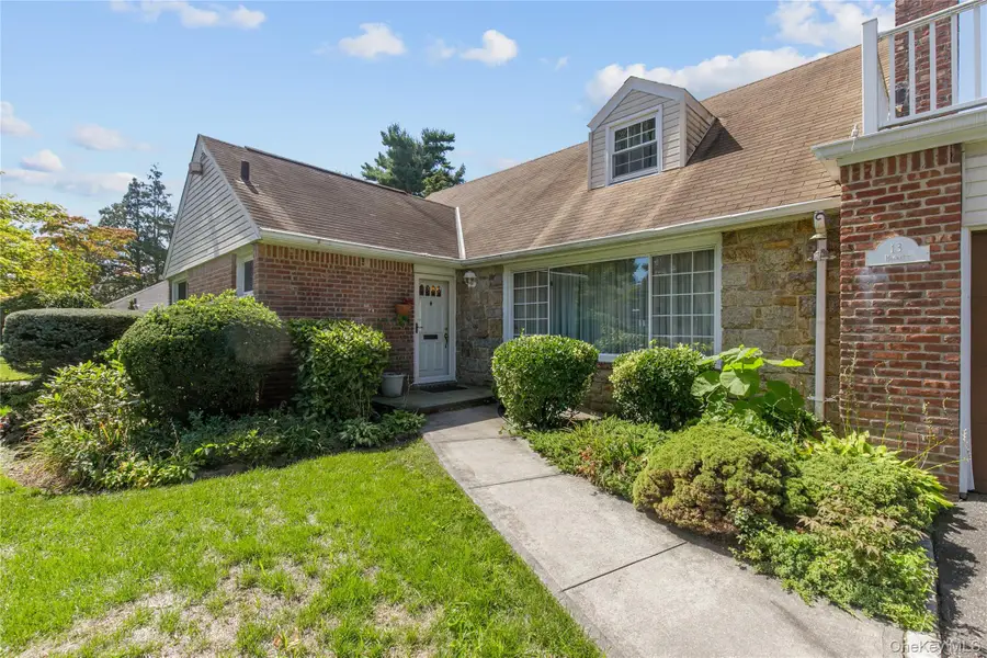 13 Linda Road, Port Washington, NY 11050 - Image #2