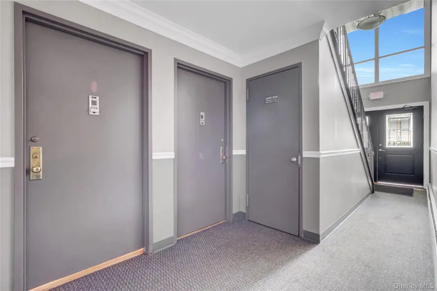 742 Deer Park Avenue #8B, North Babylon, NY 11703 - Image #3