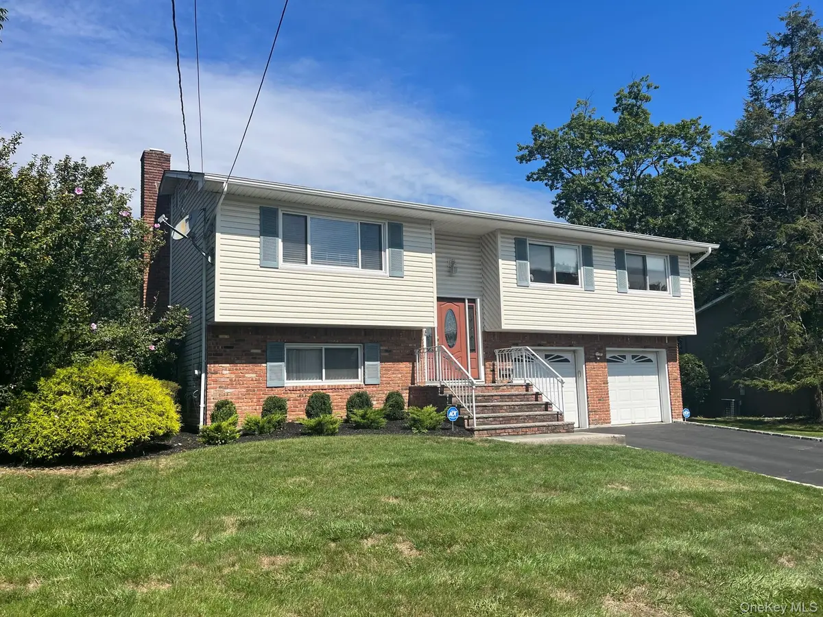 206 Howard Avenue, Orangeburg, NY 10962 - Image #1